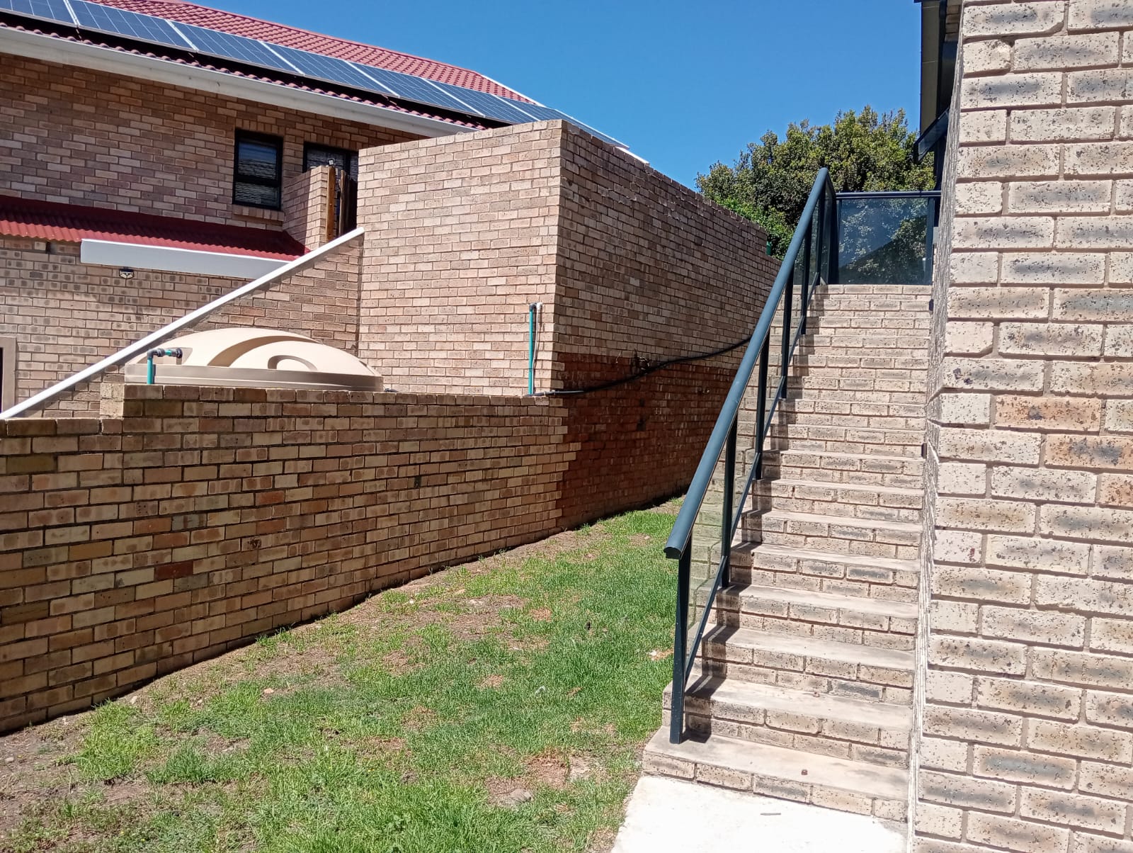 To Let 3 Bedroom Property for Rent in Wavecrest Eastern Cape